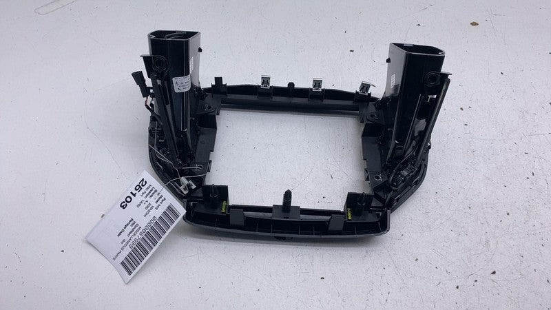 670066392 ⭕ 17-20 Maserati Ghibli Front Dash Center Display Screen Bezel Panel 670066392