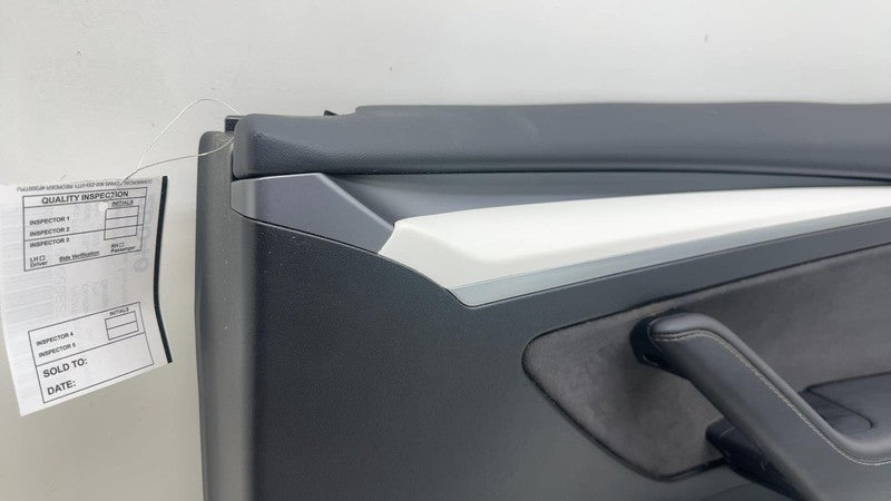 ⭕ 21-23 Model 3 Front Passenger Side Interior Door Panel Trim Card Rig