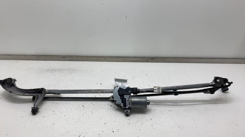 2013 2014 2015 2016 2017 2018 Ford C-Max Windshield Wiper Linkage and Motor Assy