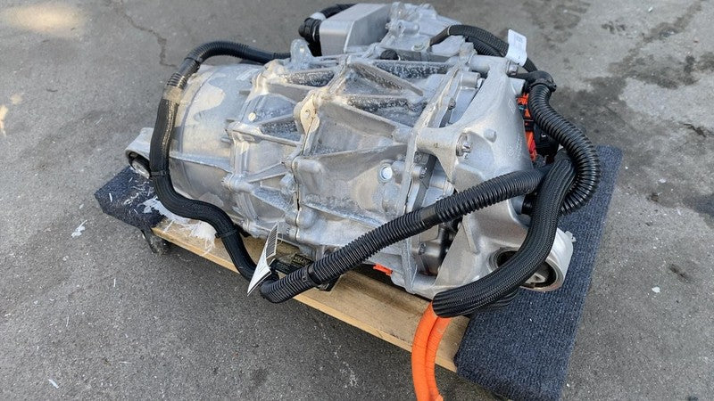 ⭕ 25-26 Tesla Model Y Rear Drive Unit Motor 3DU AP4.0 (Low Current) 11