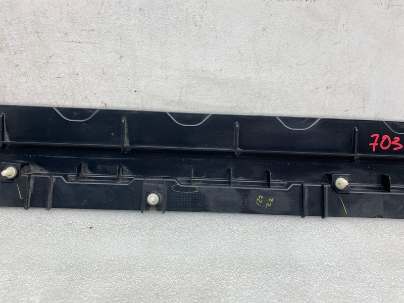 1497741 00 B ⭕20-23 Model Y Left Side Skirt Rocker Molding Panel Carrier Bracket 1497741-00-B