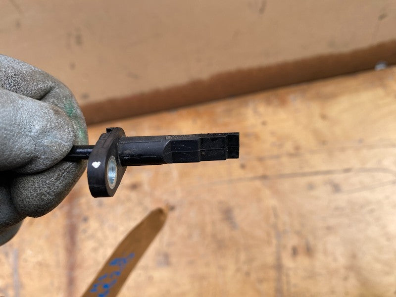 103779600C ⭕ 16-20 Model X Rear Left or Right Anti-Lock ABS Wheel Speed Sensor 1037796-00-C