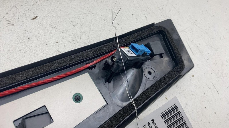 1100437-00-E ⭕ 2017-2023 Tesla Model 3 Left B-Pillar Applique Glass Trim Molding 1100437-00-E