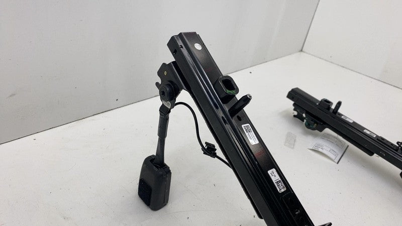 111985300B ⭕ 2017-2023 Model 3 M3 Front 1st Row Seat Adjuster Motor Rail Track 1119853-00-B