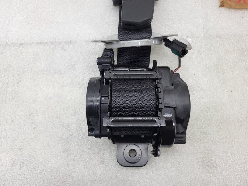 6401736-00-F ⭕ 17-23 Model 3 Front Passenger 1st Row Seat Belt & Retractor Right 6401736-00-F