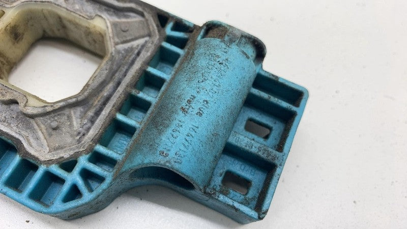 16477130 2017-2023 BMW 530e G30 PAIR Front Left & Right Radiator Mount Support Bracket