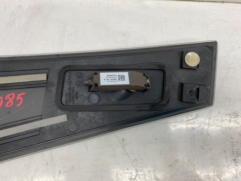 1092306 00 B ⭕ 16-20 Model S Driver Side B-Pillar Glass Applique & Camera Left 1092306-00-B