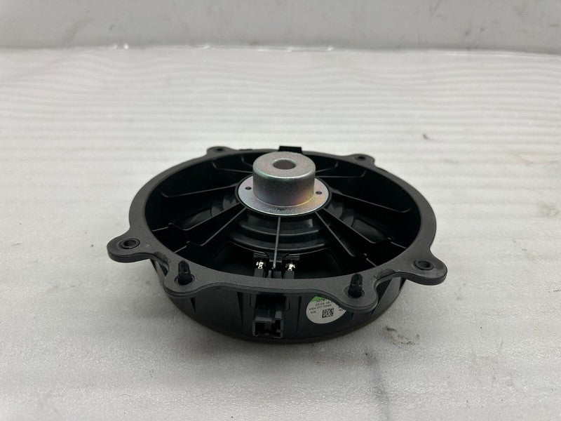 1079744 00 C ⭕ 17-23 Model 3 Front Left / Right Door Audio System Woofer Speaker 1079744-00-C