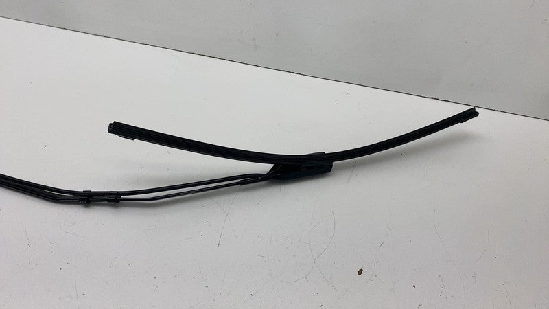 ⭕2020-2023 Tesla Model Y Front Passenger Side Windshield Wiper Arm & Blade Right