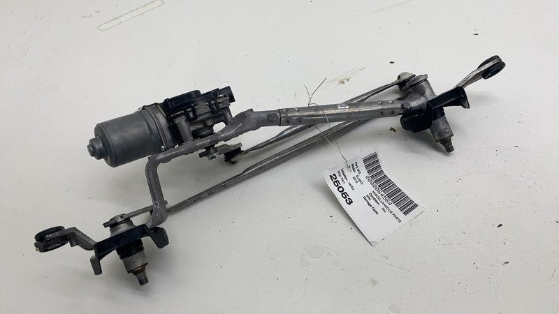 ⭕ 2018-2021 Subaru Crosstrek Front Windshield Wiper Linkage & Motor 86