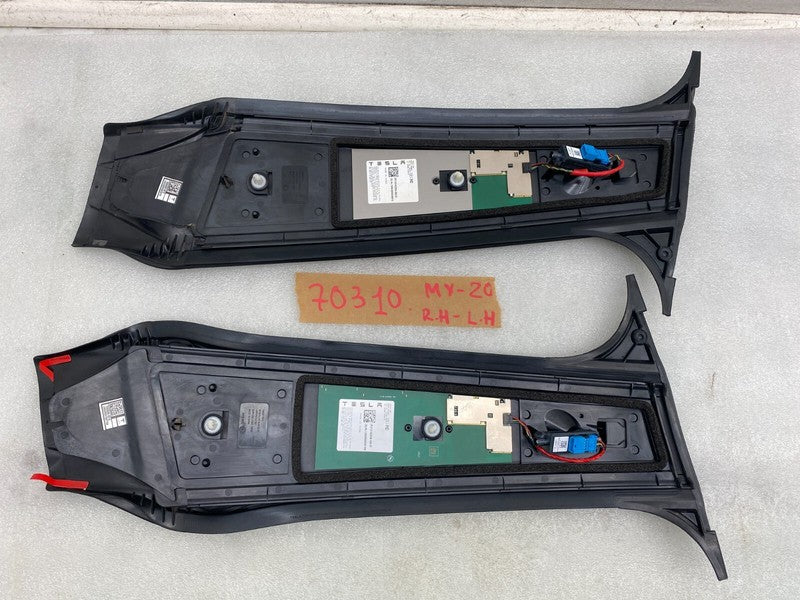 1516258 00 D ⭕20-23 Model Y Left & Right Exterior B-Pillar Applique 1516255-00-D/1516258-00-D