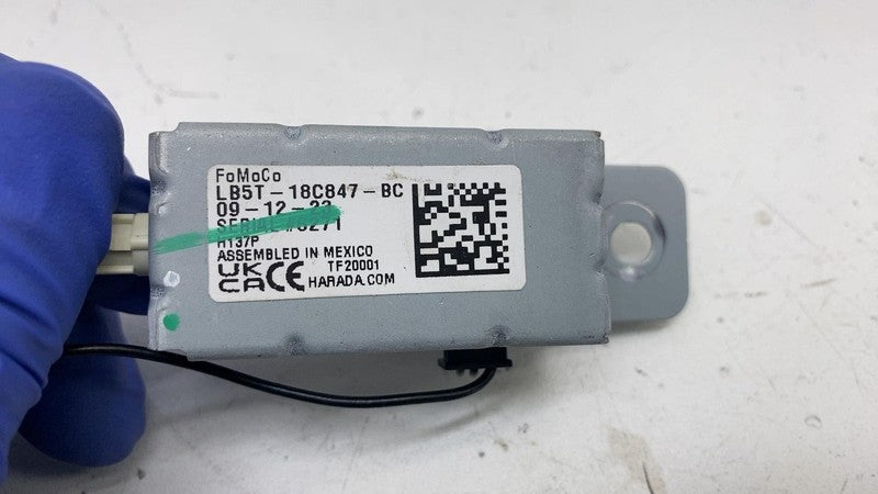 LB5T-18C847-BC ⭕2021-2024 Ford Mustang Mach-E Antenna Amplifier Isolator Booster LB5T-18C847-BC