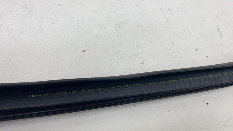 ⭕ 20-24 Tesla Model Y Front Left Door Body Weatherstrip Rubber Seal 14