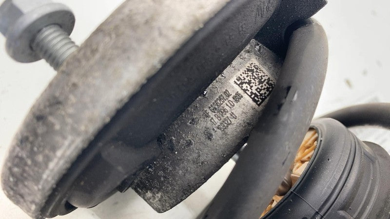 ⭕2017-2020 BMW 540i Rear Right Shock Strut Absorber w/ Coil Spring OEM