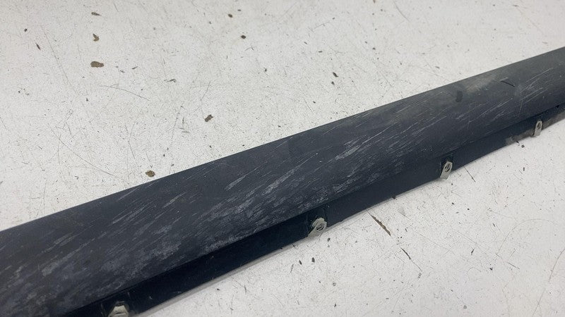 ⭕ 2022 Rivian EDV-700 Van Driver Door Rokcer Cladding PT00053750 / PT0