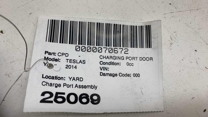 ⭕ 2012-2014 Tesla Model S Rear Driver Taillight Charge Port Cover Refl