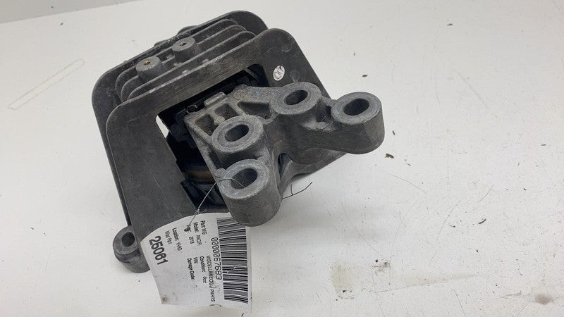 68224746AD ⭕ 17-24 Chrysler Pacifica Engine Right Frame Mount Support Bracket RH 68224746AD