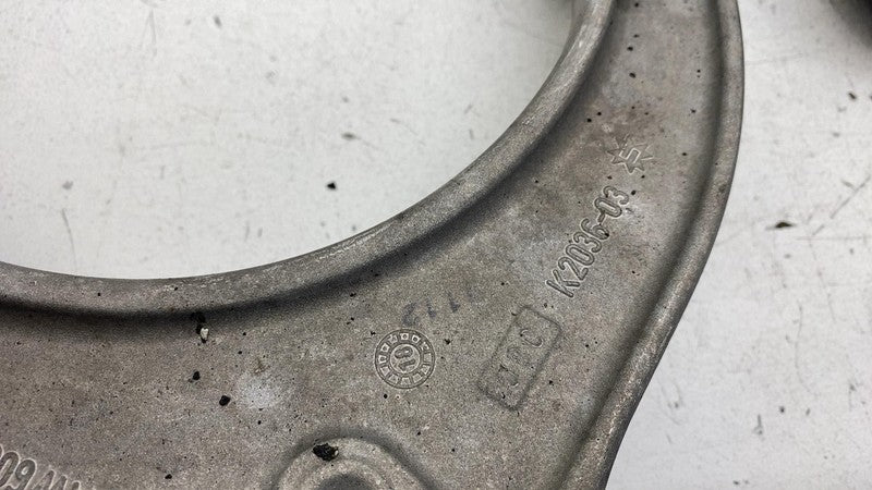 2018-2020 BMW 530e Front Left Spindle Knuckle w/ Upper & Lower Control