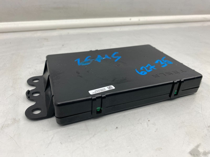 ⭕ 2016-2020 Tesla Model S MS Air Suspension Control Module Unit ECU 10