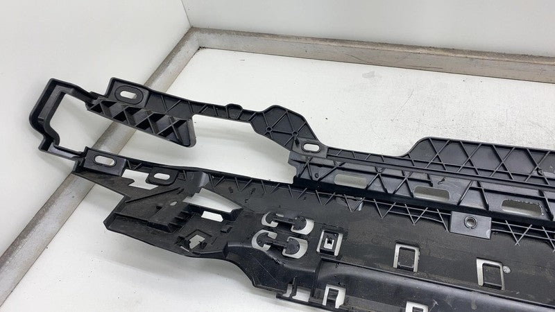 2024 BMW i4 G26 Gran Coupe Rear Bumper Mounting Guide Bracket Center A