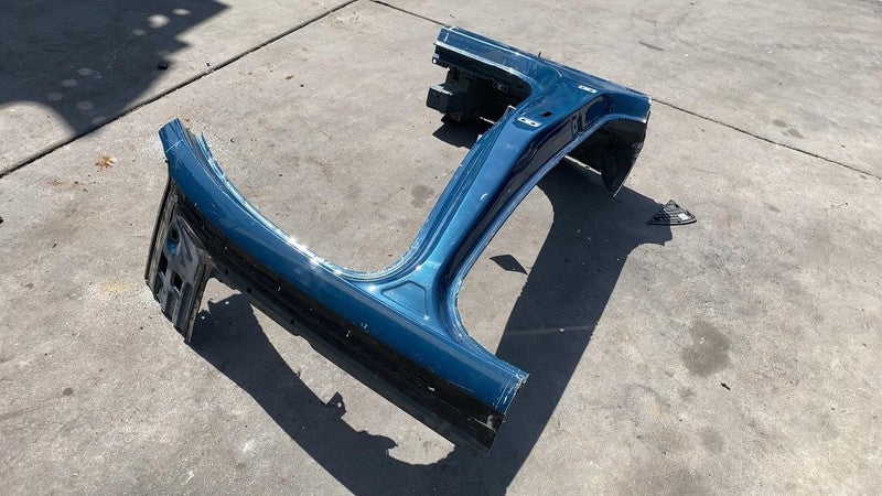 ⭕ 2024 Porsche Cayenne Right Center B-Pillar Body Rail Frame Structural Cut Out