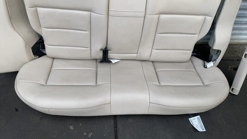 ⭕ 2014-2016 Mercedes-Benz E350 E-Class Rear 2nd Row Seat and Bolster Assembly