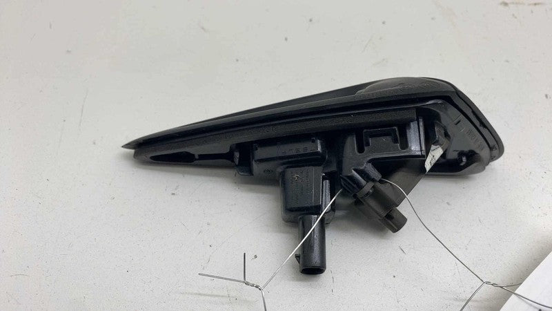 ⭕ 2024-2026 Tesla Model 3 Front Right Repeater Turn Signal Fender Came