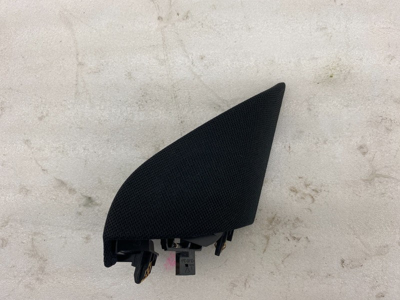 1784662 00 A ⭕ 2017-2023 Tesla Model 3 Front Door Corner Cover Trim Panel Right 1784662-00-A