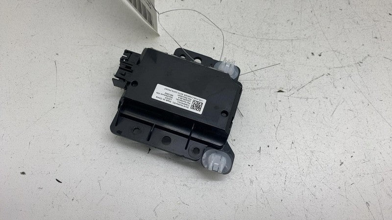 ⭕ 17-23 Model 3 Center Console Front USB Hub Charger Control Module 10