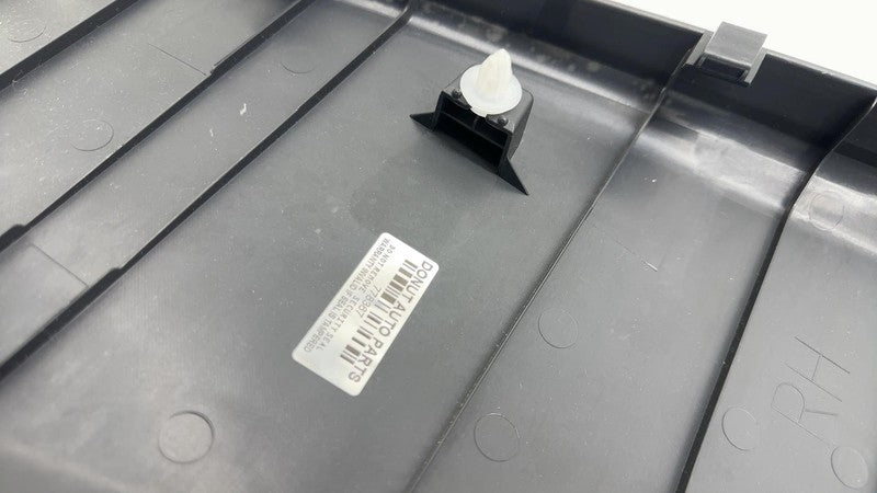 62413 10110 ⭕ 18-22 Toyota C-HR Passenger B-Pillar Lower Trim Cover Panel Right 62413-10110