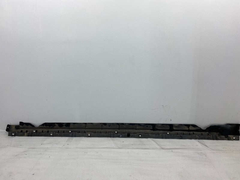 1497741 00 B ⭕ 20-23 Model Y Left Skirt Rocker Molding Panel Carrier Bracket LH 1497741-00-B