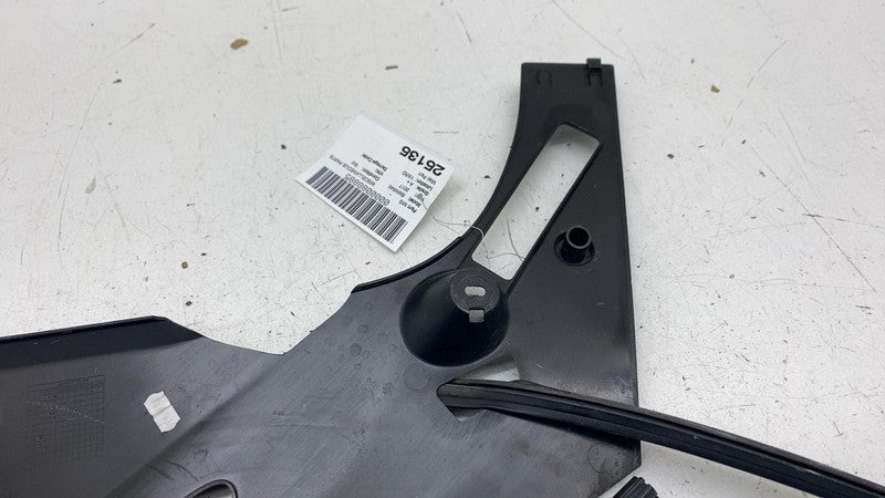 ⭕ 2017-2023 BMW 540i Front Right Upper Engine Bay Compartment Cover OE