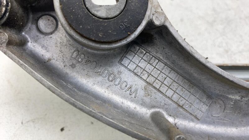 2013 2014 2015 2016 2017 2018 Ford C-Max Windshield Wiper Linkage and Motor Assy