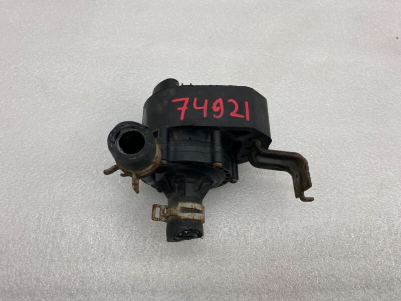 2012-2015 Tesla Model S MS Motor Inverter Battery Coolant Auxiliary Water Pump