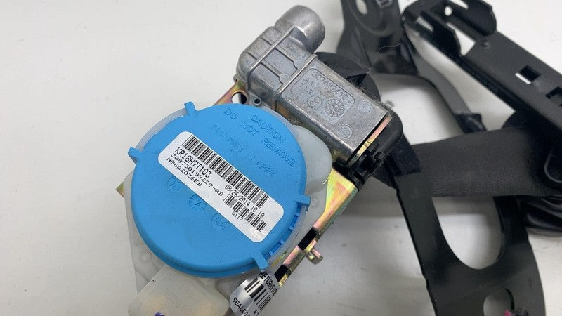 0589-P1-000249 ⭕ 2014-2015 Mercedes-Benz B Electric Drive Front Left Seatbelt & Retractor Assy