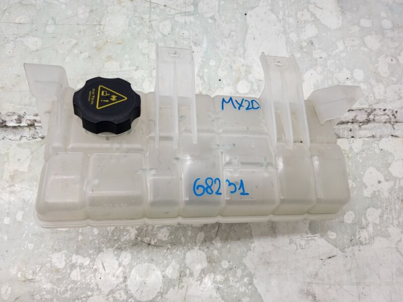 1036124 00 D 12-20 Tesla Model S X Radiator Coolant Bottle Reservoir Tank w/ Cap 1036124-00-D