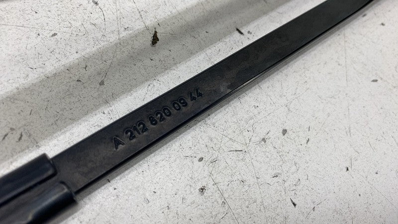 A 212 820 09 44 ⭕ 10-16 Mercedes E350 E-Class W212 Front Wiper Arm Windshield Right A2128200944