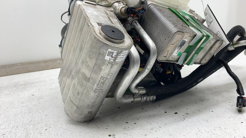 2020-2024 Tesla Model Y Supermanifold Refrigerant Chiller w/ Coolant R