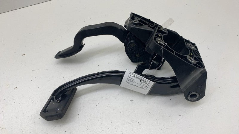 ⭕ 2017-2025 Model 3 Accelerator and Brake Foot Pedal w/ Switch Base 10