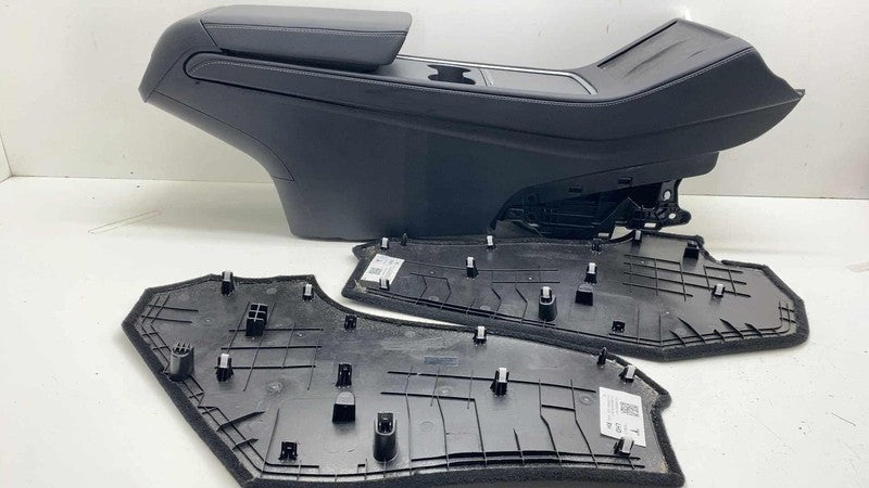 136306200F ⭕ 21-24 Model Y Front Center Console Armrest w/ Side Panels GEN 2 1617526-71-C