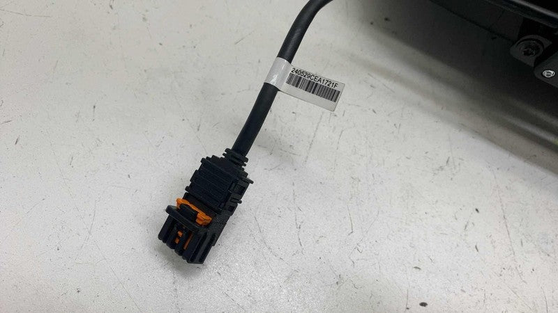 ⭕24-25 Model 3 Dash Instrument Panel Glove Box Storage w/ USB Drive 16