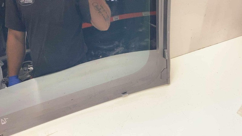 ⭕ 21-23 Model 3 Front Middle Panoramic Sun Moon Roof Window Glass 1587