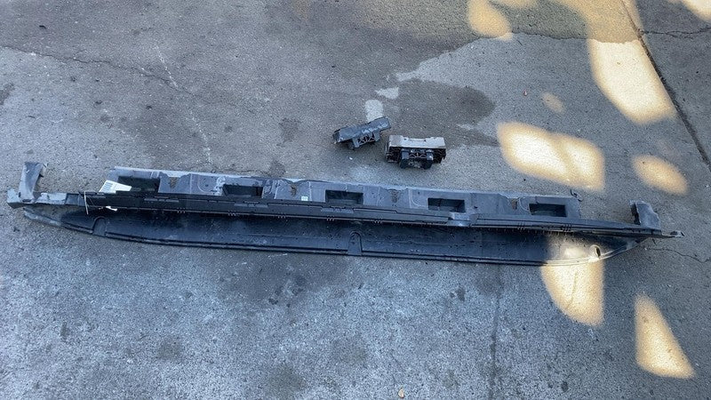 1666900110 ⭕ 16-19 Mercedes-Benz GLE350 Left Side Step Running Board Nerf Bar LH A166690011