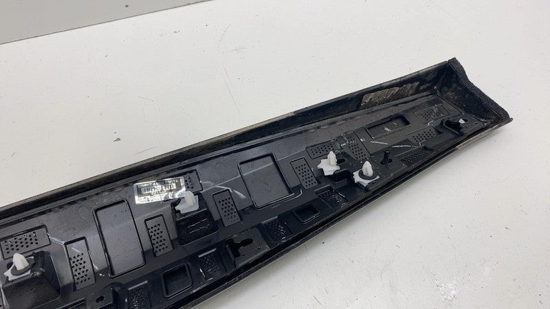LJ8B-R20848-DA ⭕21-24 Ford Mustang Mach-E Front Right Side Lower Trim Molding RH LJ8B-R20848-DA