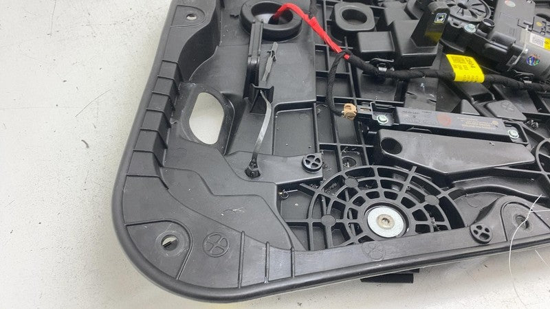 2022-2024 Kia EV6 Front Passenger Door Window Regulator & Motor + Carr