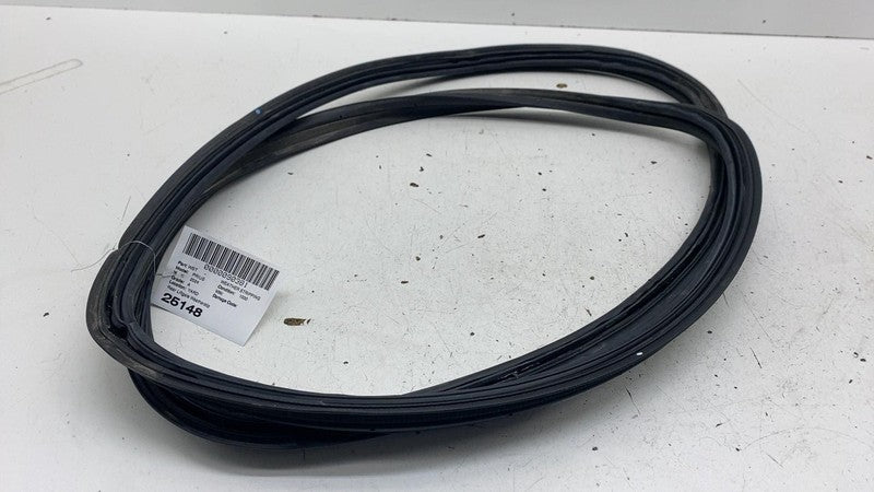 ⭕2023-2025 Toyota Prius Rear Liftgate Tailgate Body Weatherstrip Rubbe