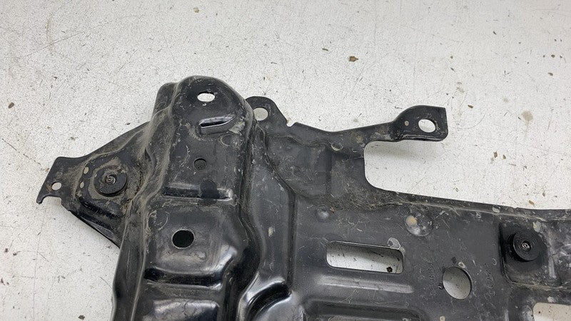 2013 2014 2015 2016 2017 2018 Ford C-Max Hybrid Battery Support Mounting Bracket