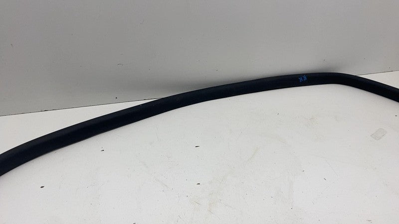 ⭕ 20-24 Model Y Rear Right Primary Body Weatherstrip Rubber Seal RH 14