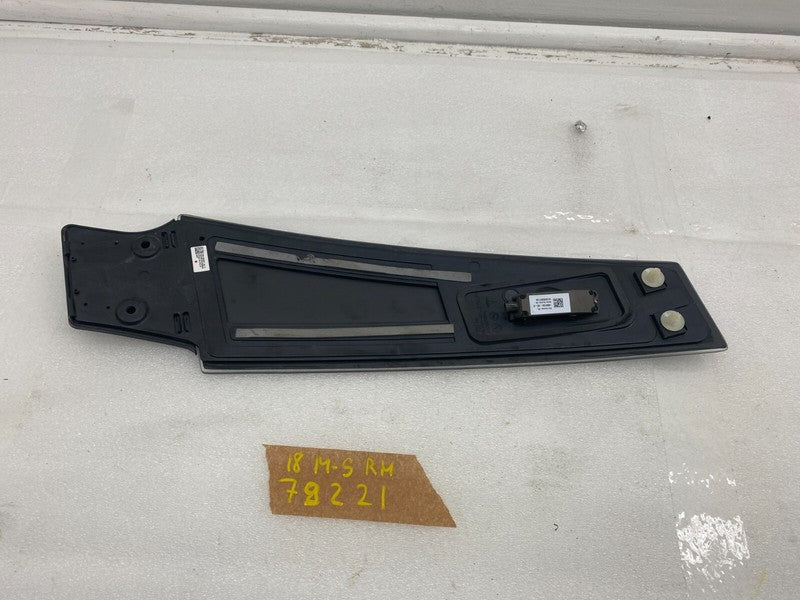 1083900 00 C ⭕ 16-20 Tesla Model S Passenger Side B-Pillar Glass Applique Right 1083900-00-C