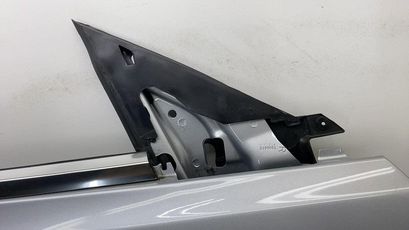 1081420-E0-C ⭕  2017-2020 Tesla Model 3 Front Door Shell Panel Right Silver PMSS 1081420-E0-C